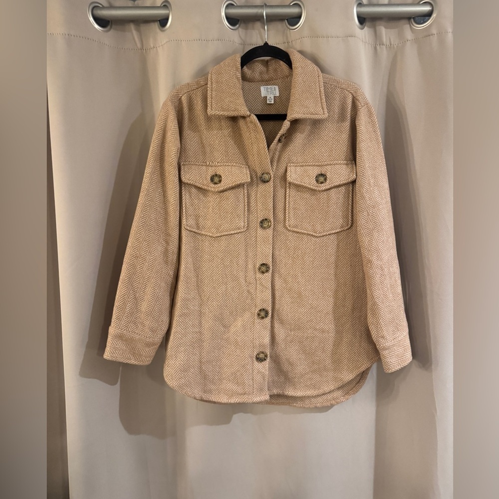 Women’s Time and Tru Beige Utility Jacket with pockets